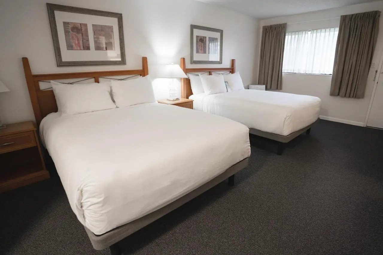 Robin Hood Inn And Suites Victoria 3*,